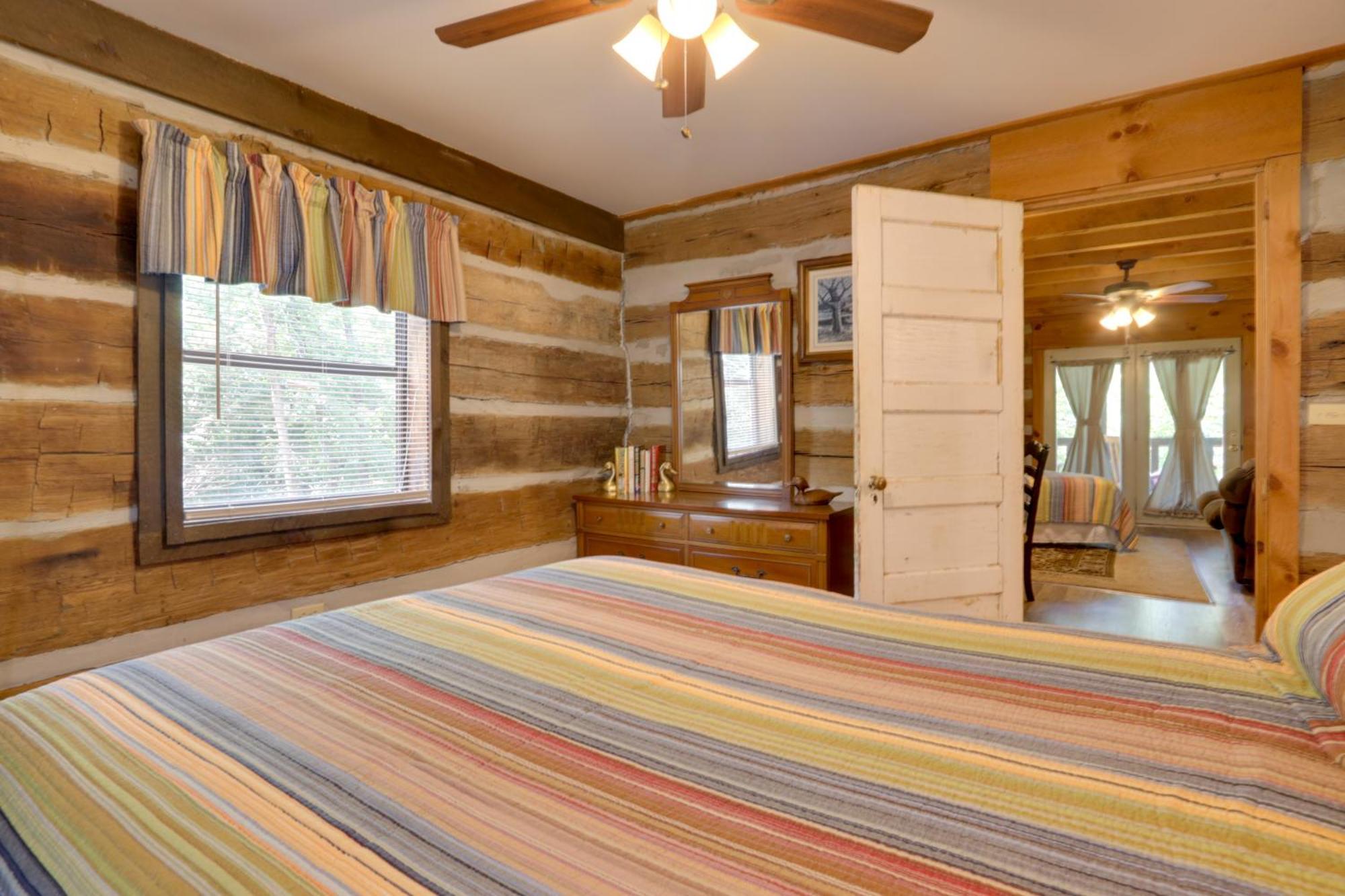 Apartment On Little River - 3 Mi To Natl Park! *